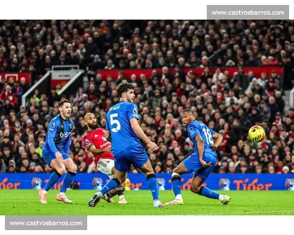 英超焦点战赛前深度解析球队状态战术走势预测关键对决前瞻与胜负走向 英超焦点战赛前深度解析球队状态战术走势预测关键对决前瞻与胜负走向